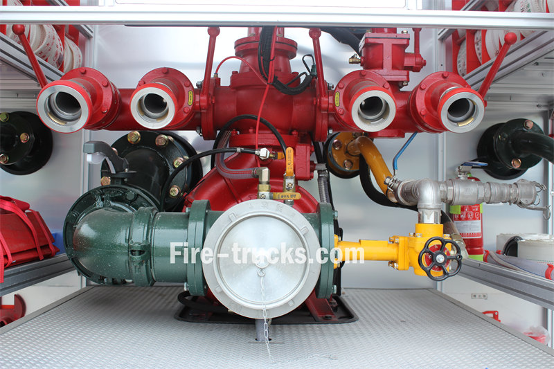 isuzu 8x4 dry powder heavy rescue fire truck