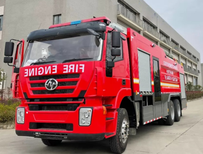 Спецификација са ценом тешког ватрогасног возила за спасавање и спасавање IVECO HONGYAN